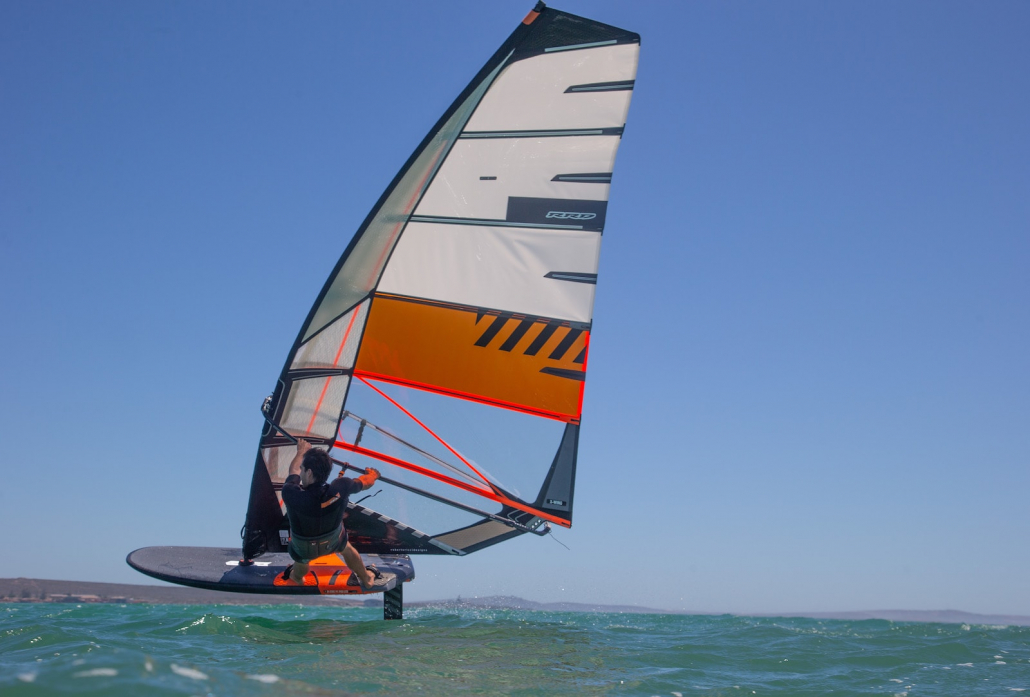 obrazek zavodni foil na windsurfing od rrd y26